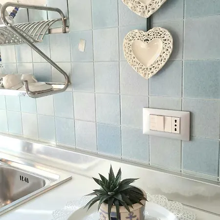 30mt Dalla Spiaggia Con Terrazza Vista Mare Ferienhaus